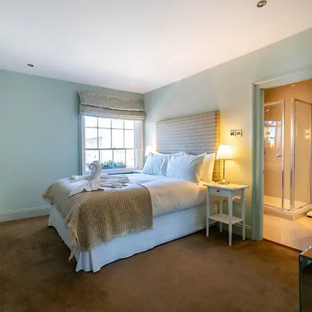 2b Penley's Grove Lejlighed